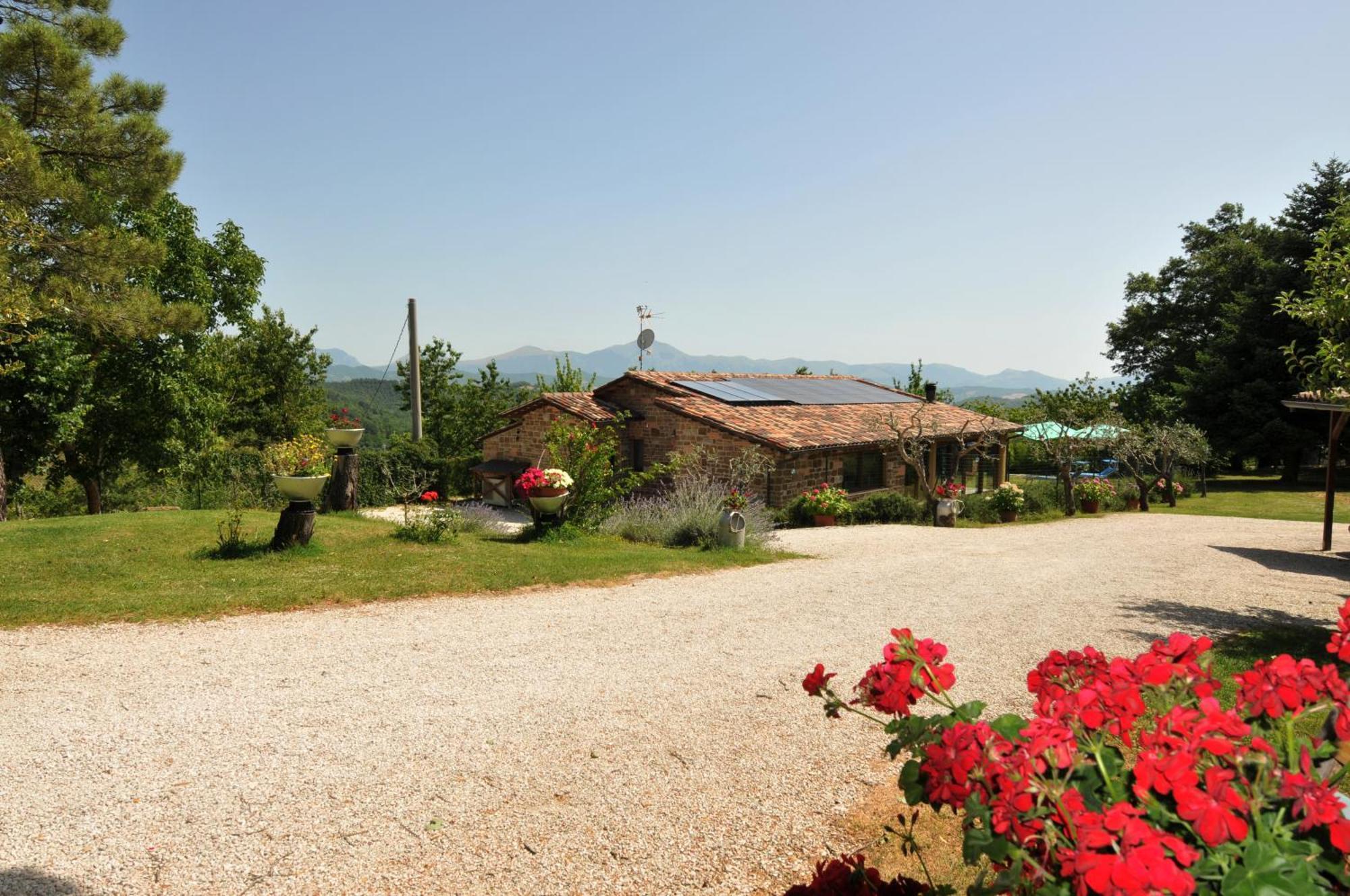 Casalotto Francescano Mengara Buitenkant foto